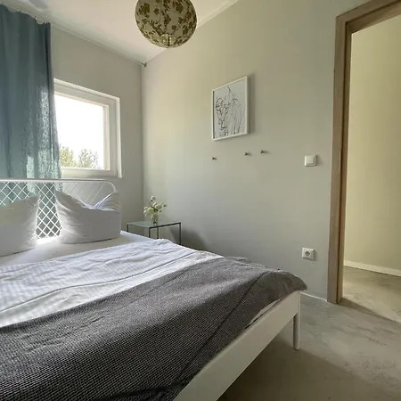 Boutique In With Garden Apartment